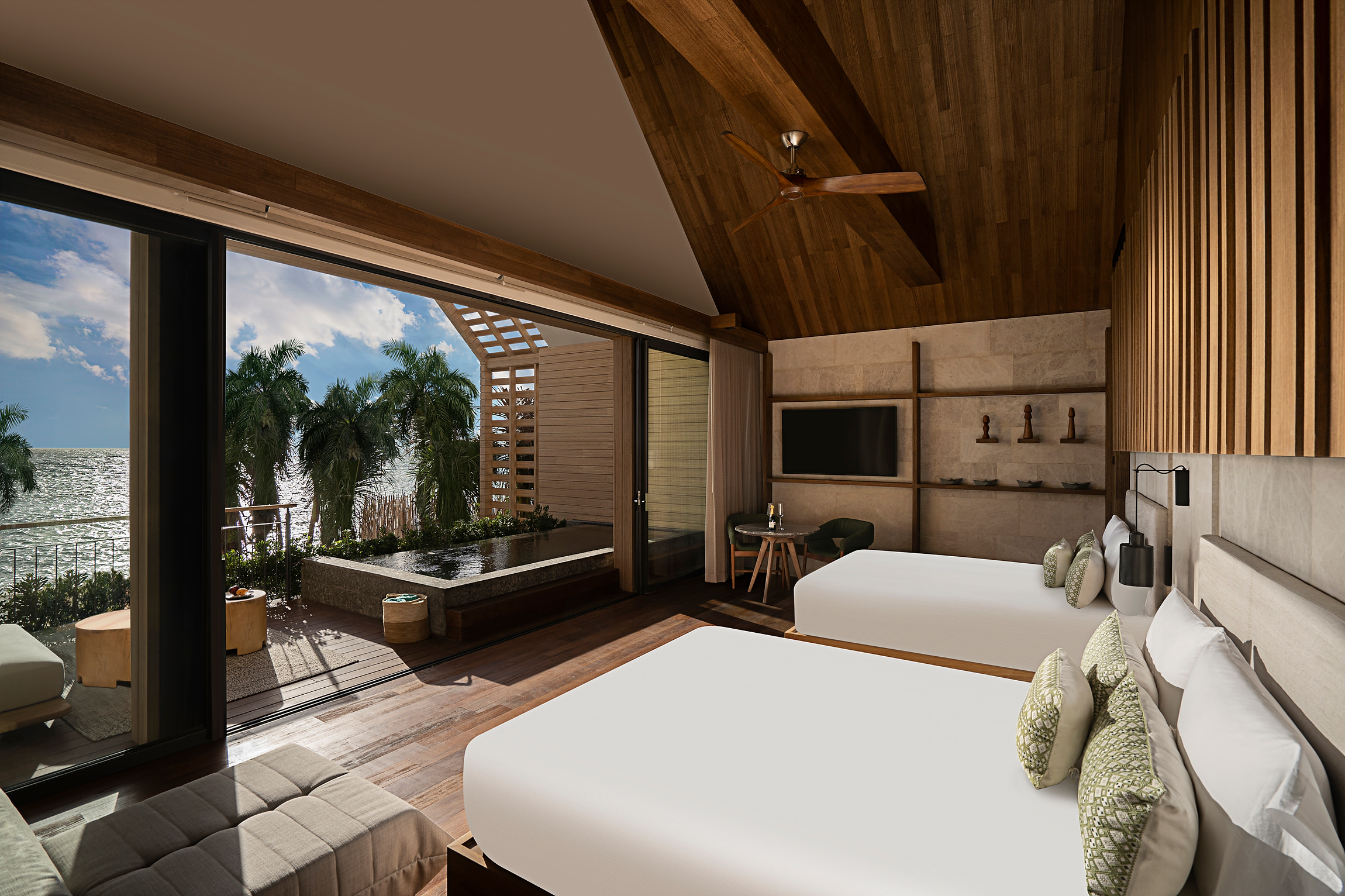 BTMXMY - Beachfront Lanai Pool Suite Queen